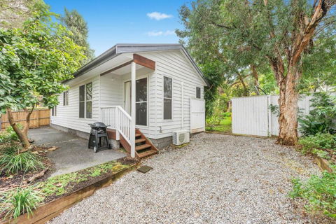 Albany Lane A Cozy Getaway In Berry - VIC Tourism 0