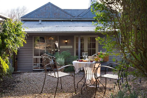 Albion - VIC Tourism 3