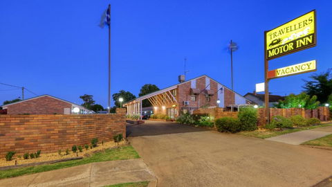 All Travellers Motor Inn - VIC Tourism 2