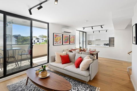 Amazing Penthouse In Waterloo - VIC Tourism 0