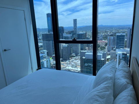 Amazing Views 60th Level Skytower 3 Bedrooms - VIC Tourism 4