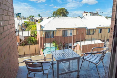 Apartment 11 Burswood - VIC Tourism 4