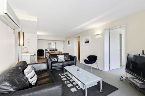 Apartment 2 Kalimna - VIC Tourism 3