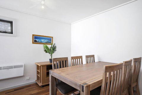 Apartment 36 Pacific Apartments - VIC Tourism 3