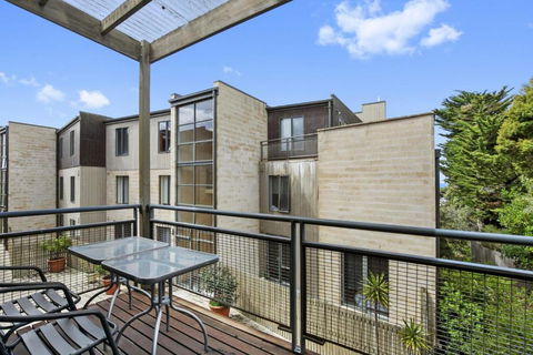Apartment 36 Pacific Apartments - VIC Tourism 2