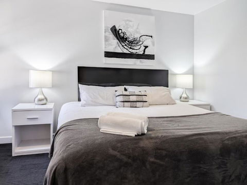 Apartments On Chapman - VIC Tourism 3