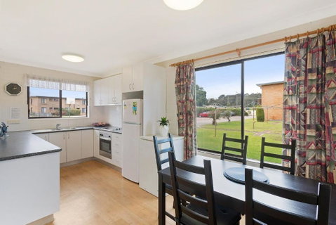 Apollo Unit 17 Ground Floor - VIC Tourism 1