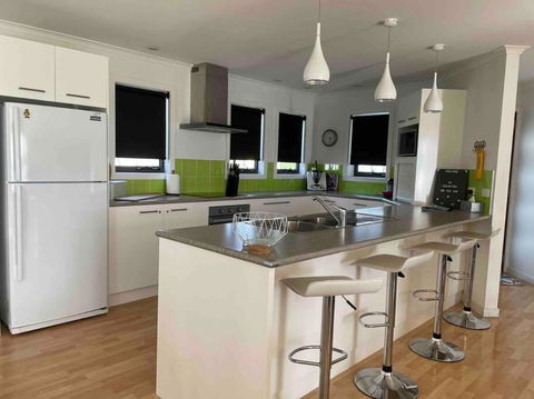 AquaChill On The Bay - VIC Tourism 2