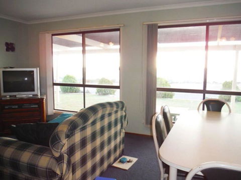 Aquamarine - VIC Tourism 3