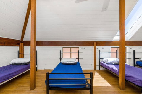 Aquarius Backpackers Resort - VIC Tourism 2