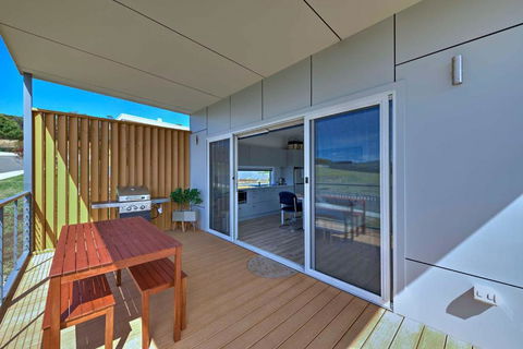 Archella 1 - VIC Tourism 3