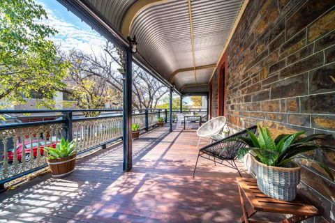 Archer St Heart Of North Adelaide Balcony 65TV - VIC Tourism 0