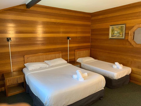 Ascot Motor Inn - VIC Tourism 3