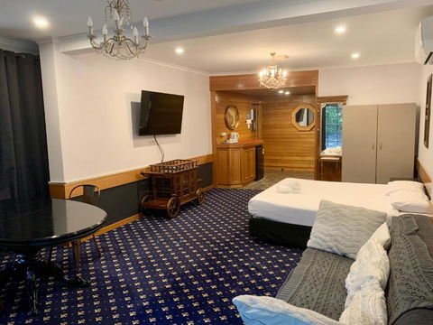 Ascot Motor Inn - VIC Tourism 1