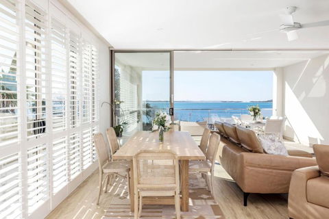 Aura 3 Spectacular Beachside Views - VIC Tourism 2
