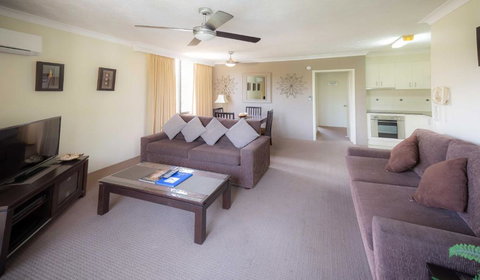 Aussie Resort - VIC Tourism 2