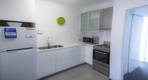 Aussie Resort - VIC Tourism 4