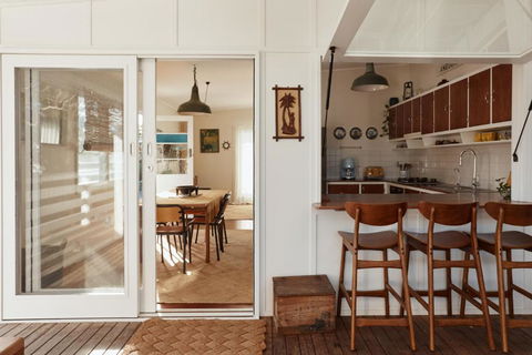 BAY PROPERTIES . The Sailor Shack - VIC Tourism 2