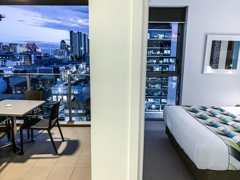 M&A Apartments - VIC Tourism 23