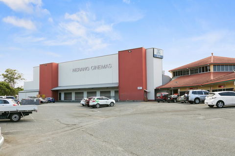 Fountain View Estate - We Accommodate - VIC Tourism 14