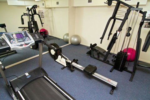 Burleigh On The Beach - VIC Tourism 12