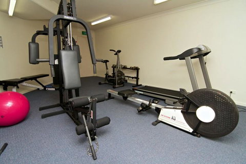 Burleigh On The Beach - VIC Tourism 11