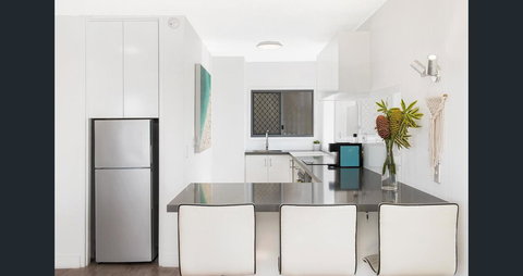 Maroochy Sands Holiday Apartments - VIC Tourism 1