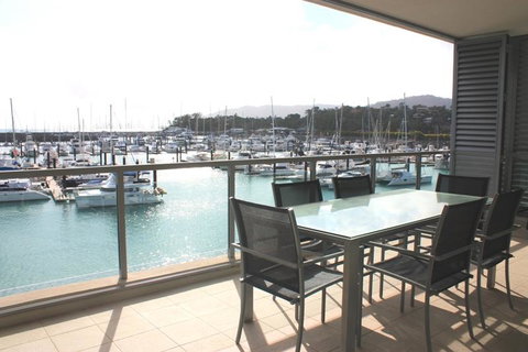 Private Seaview Apartment At Peninsula - Airlie Beach - VIC Tourism 0