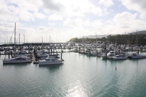 Private Seaview Apartment At Peninsula - Airlie Beach - VIC Tourism 10
