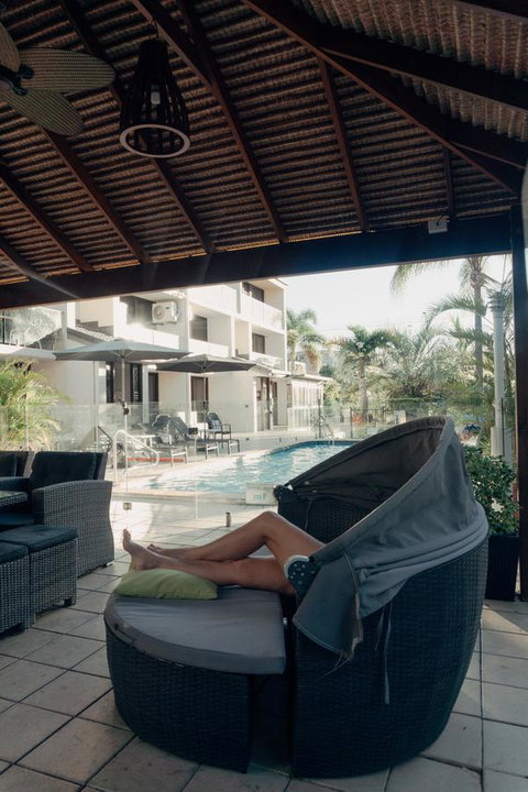 Burleigh Palms Holiday Apartments - VIC Tourism 29