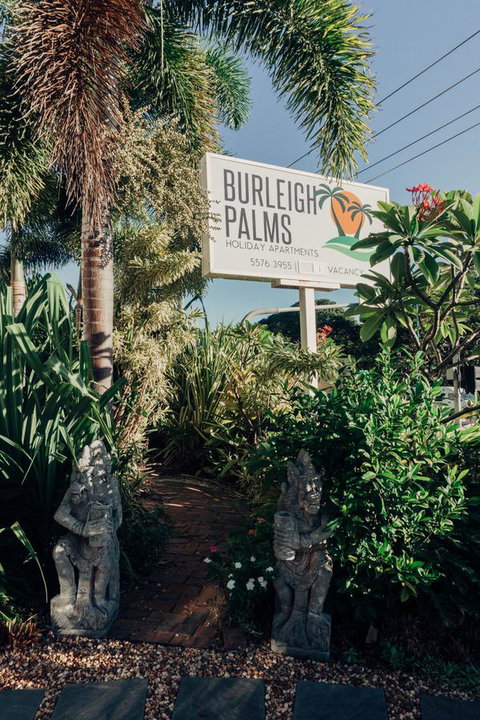 Burleigh Palms Holiday Apartments - VIC Tourism 27