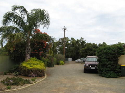Ficifolia Lodge - VIC Tourism 1