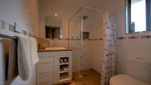 Ficifolia Lodge - VIC Tourism 2