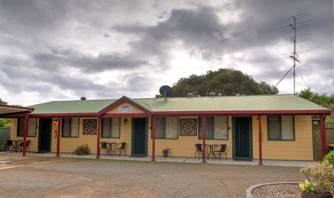 Ficifolia Lodge - VIC Tourism 14