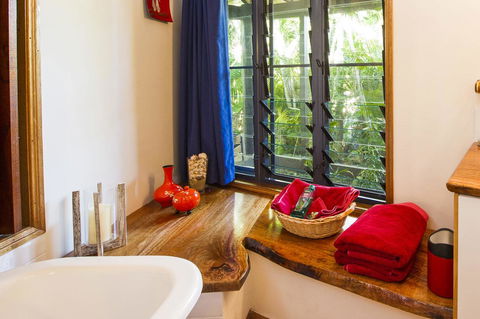 Magnetic Cottage - VIC Tourism 0