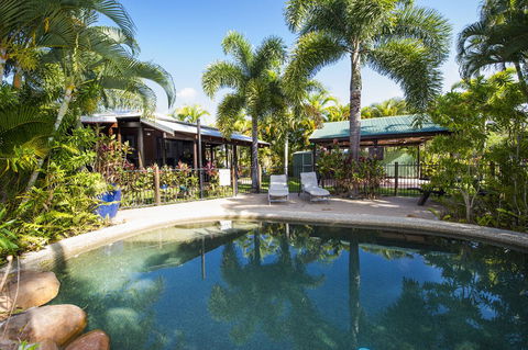 Magnetic Cottage - VIC Tourism 3