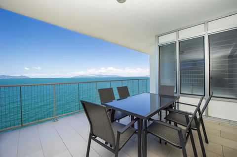 1 Bright Point Apartment 5301 - VIC Tourism 10