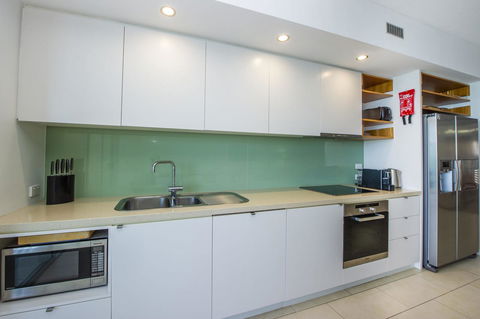 1 Bright Point Apartment 5301 - VIC Tourism 2