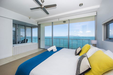 1 Bright Point Apartment 5301 - VIC Tourism 14