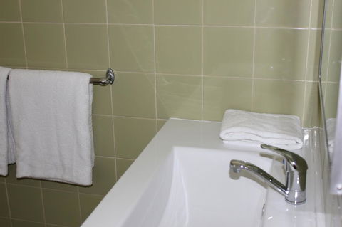 Arcadia Village Motel - VIC Tourism 13