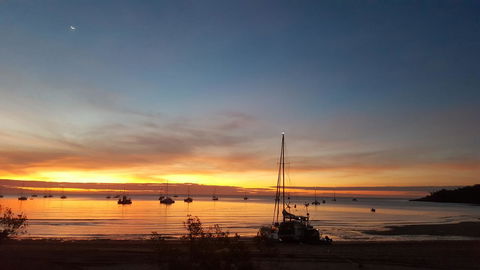 1 Min. Walk To Beach Horeseshoe Bay Holiday Units - VIC Tourism 12