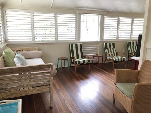 Daggoombah Holiday Home Magnetic Island - VIC Tourism 8
