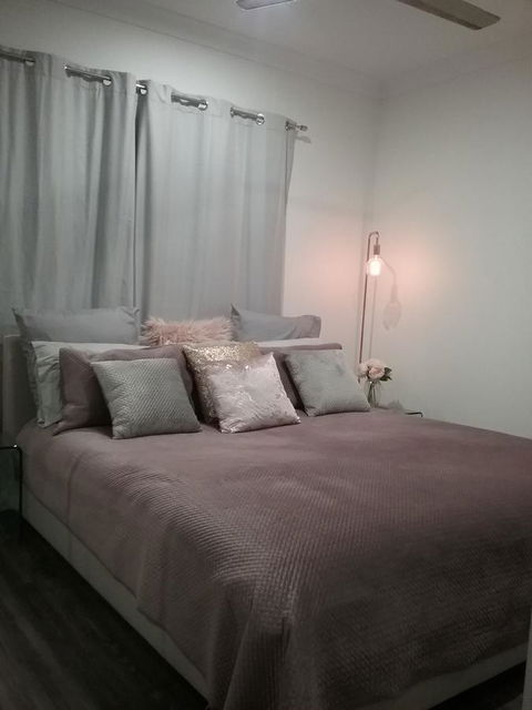 Magnetic Island Guest House - VIC Tourism 18