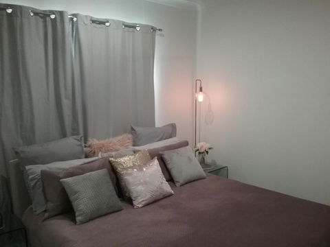 Magnetic Island Guest House - VIC Tourism 14