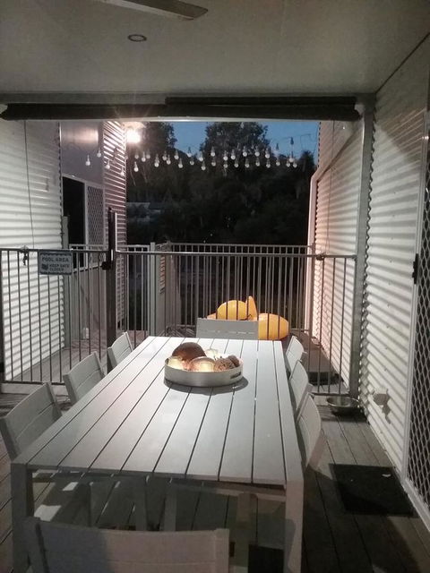 Magnetic Island Guest House - VIC Tourism 17