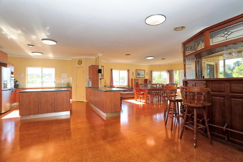 Waterfront At White Patch - VIC Tourism 39