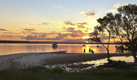 Great Views, Ground Floor Unit Clearview Apartments South Esplande, Bongaree - VIC Tourism 13