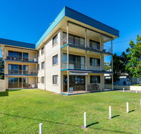 Great Views ground floor unit Clearview Apartments South Esplande Bongaree - VIC Tourism