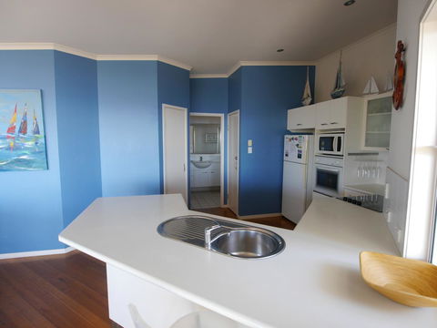 Keep House 1 - VIC Tourism 9