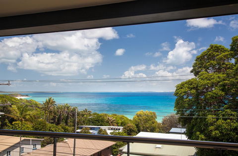 Seychelles Up - VIC Tourism 0
